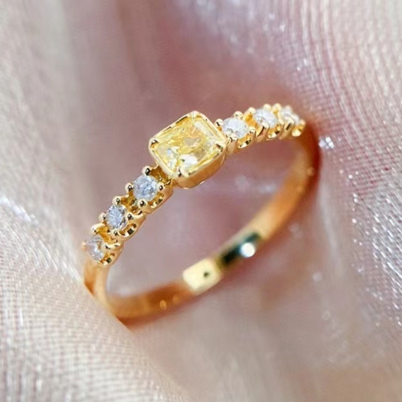 Produttore di gioielli di moda 18K/14K/10K/9K oro singolo giallo diamante pietra donna anelli d\'oro anelli disegni